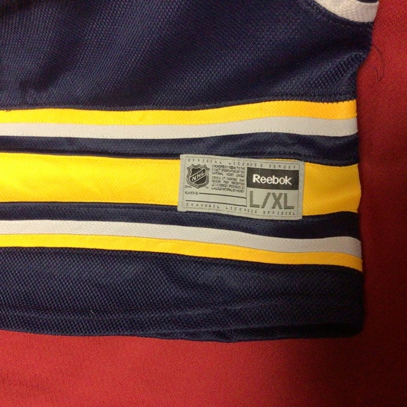 NHL BUFFALO SABRES youth jersey - Picture 3 of 3